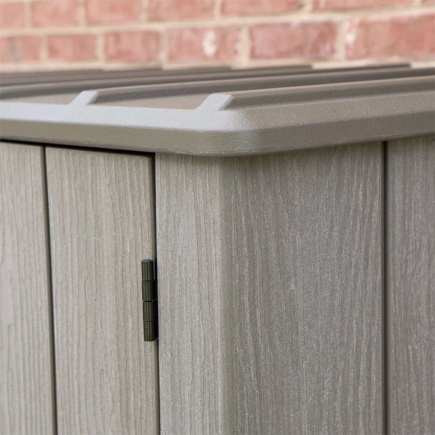 Lifetime 1500L Rough Cut Vertical Storage Cabinet - Image 6