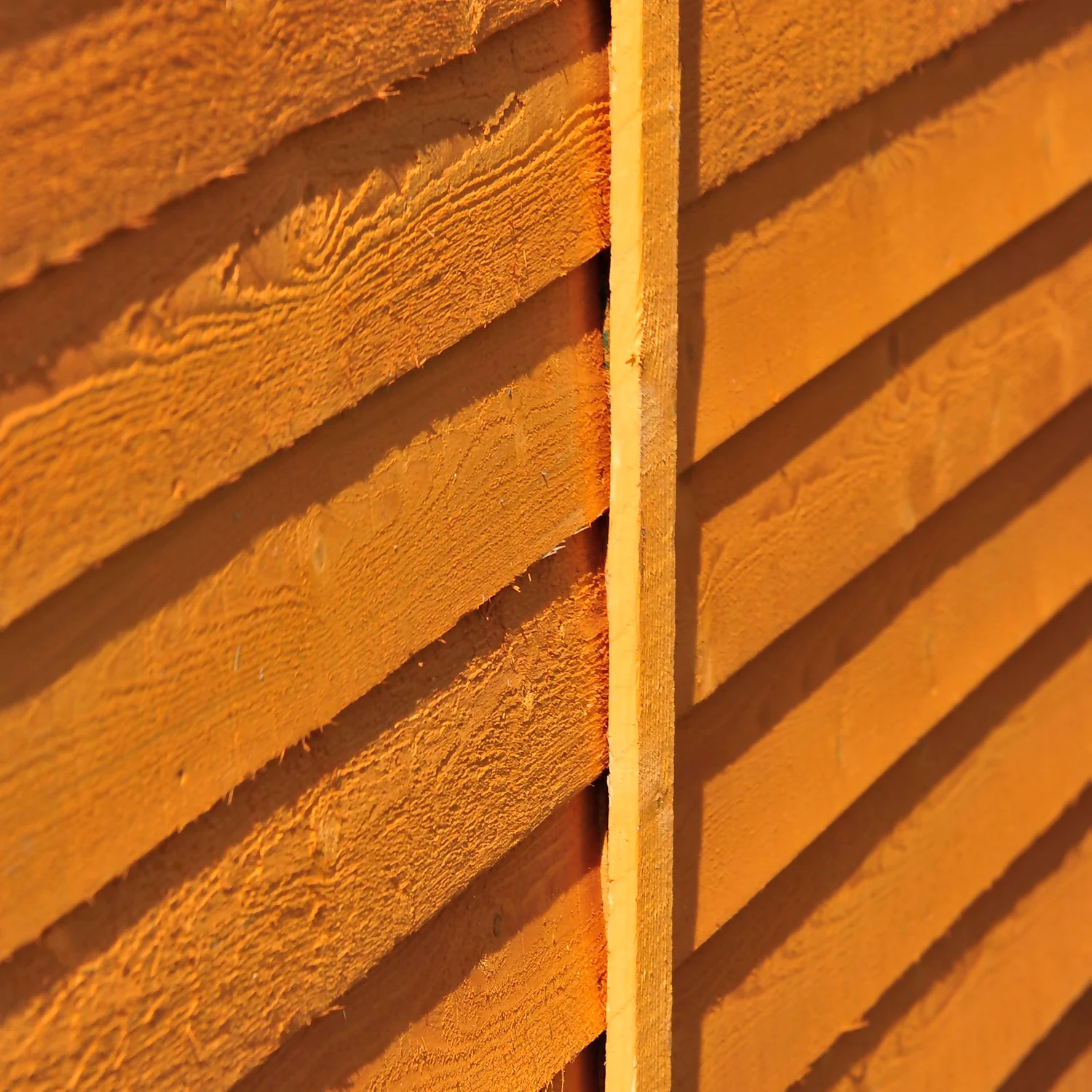 Shire 10x6ft Overlap Garden Shed - Including Installation - Image 7